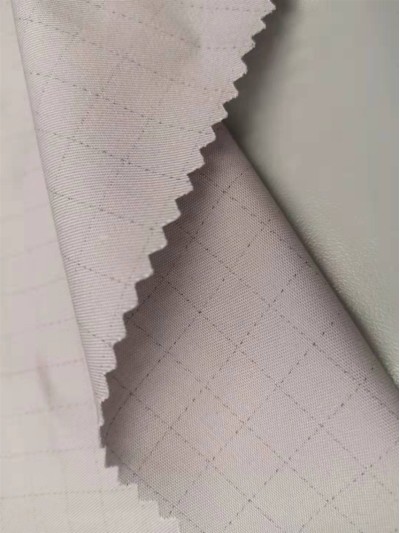 HK-HGCG  6535 T/C RIB-STOP  2X1'S TWILL WOVEN 58'/59' 155GM2  45度照